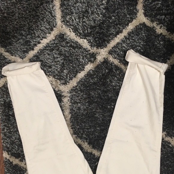 Loft Outlet White Cuffed Cropped Jeans - Picture 6 of 7